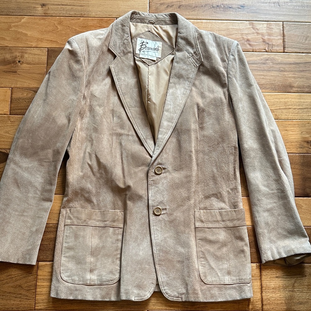 Vtg Berman’s suede leather blazer jacket.
